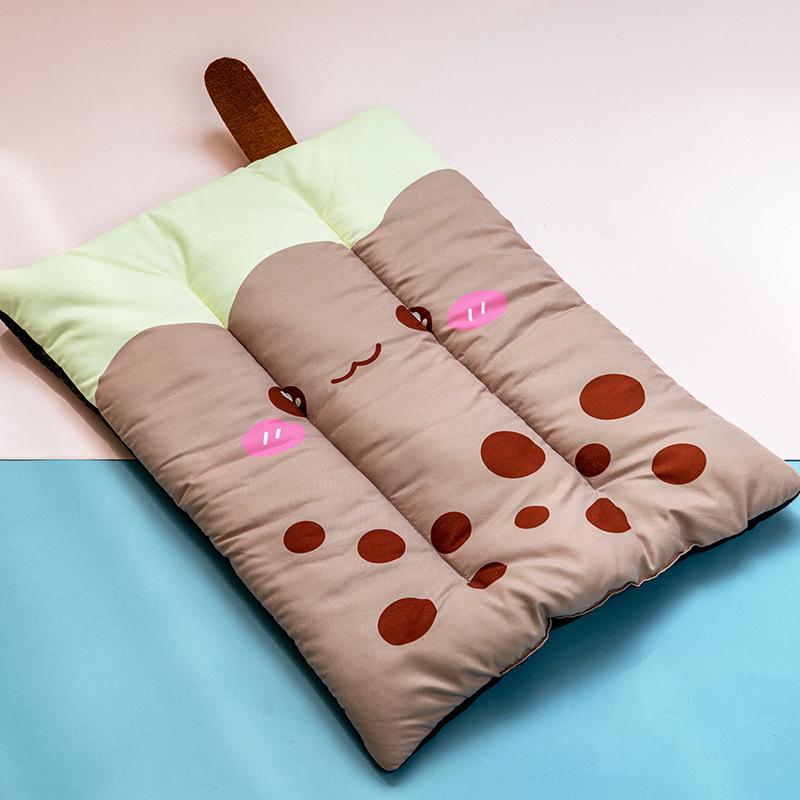 Fruity bed